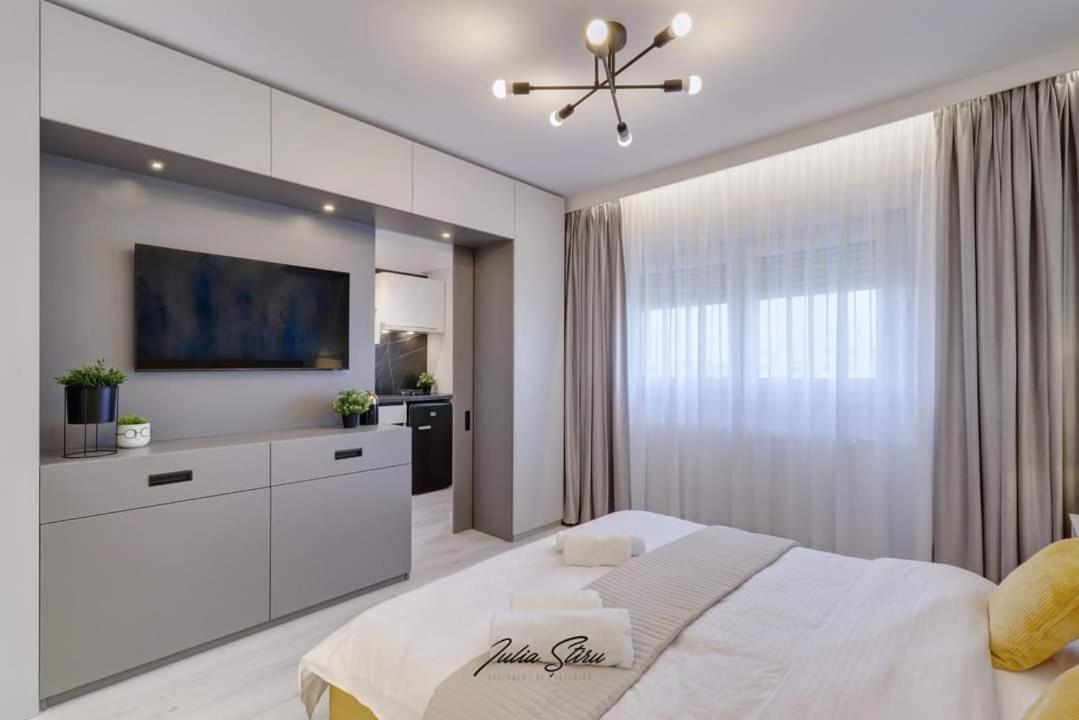 Government Deluxe Studio By Magic Apartments Bukarest Exteriör bild